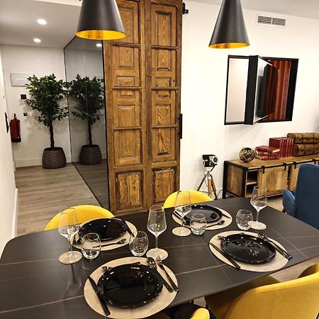 La Parada Del Rey - Luxury Suites ปลาเซนเซีย ภายนอก รูปภาพ