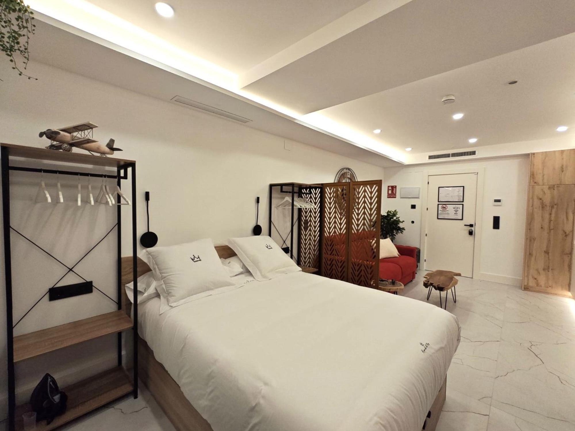 La Parada Del Rey - Luxury Suites ปลาเซนเซีย ภายนอก รูปภาพ