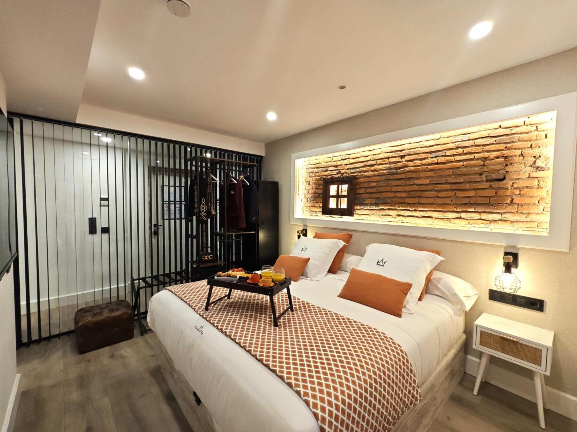 La Parada Del Rey - Luxury Suites ปลาเซนเซีย ภายนอก รูปภาพ