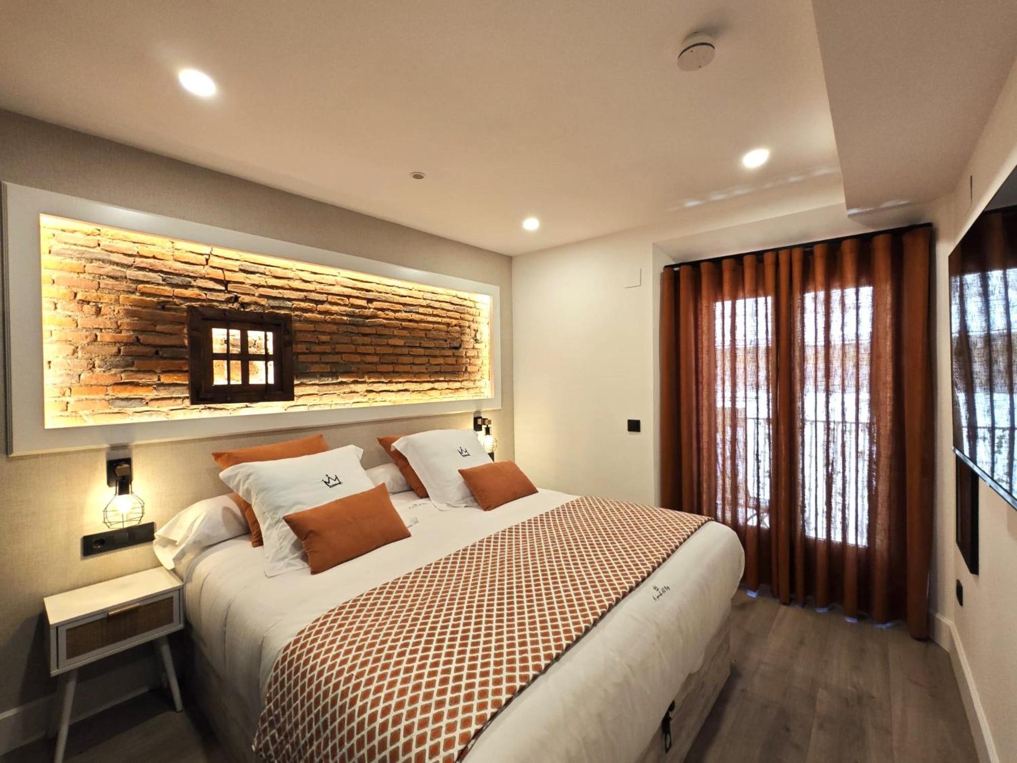 La Parada Del Rey - Luxury Suites ปลาเซนเซีย ภายนอก รูปภาพ