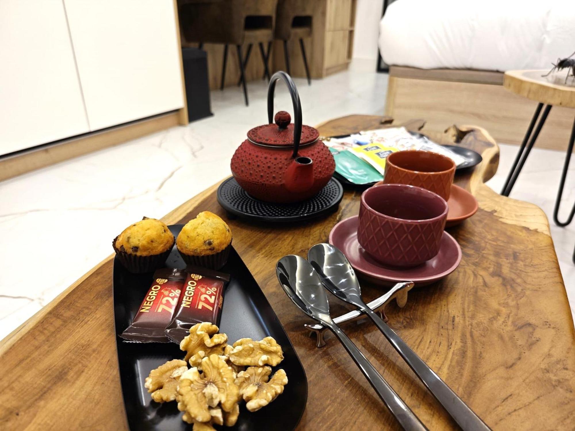 La Parada Del Rey - Luxury Suites ปลาเซนเซีย ภายนอก รูปภาพ