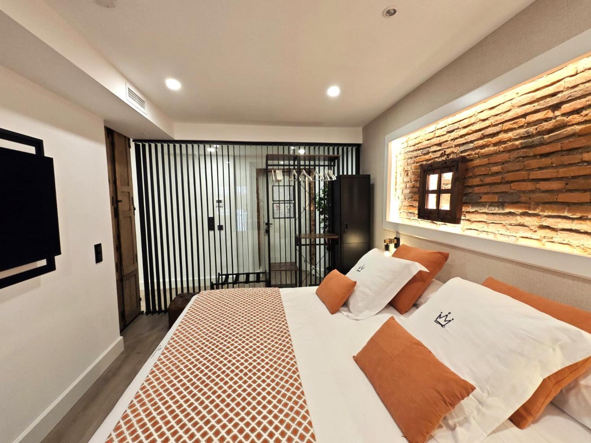 La Parada Del Rey - Luxury Suites ปลาเซนเซีย ภายนอก รูปภาพ