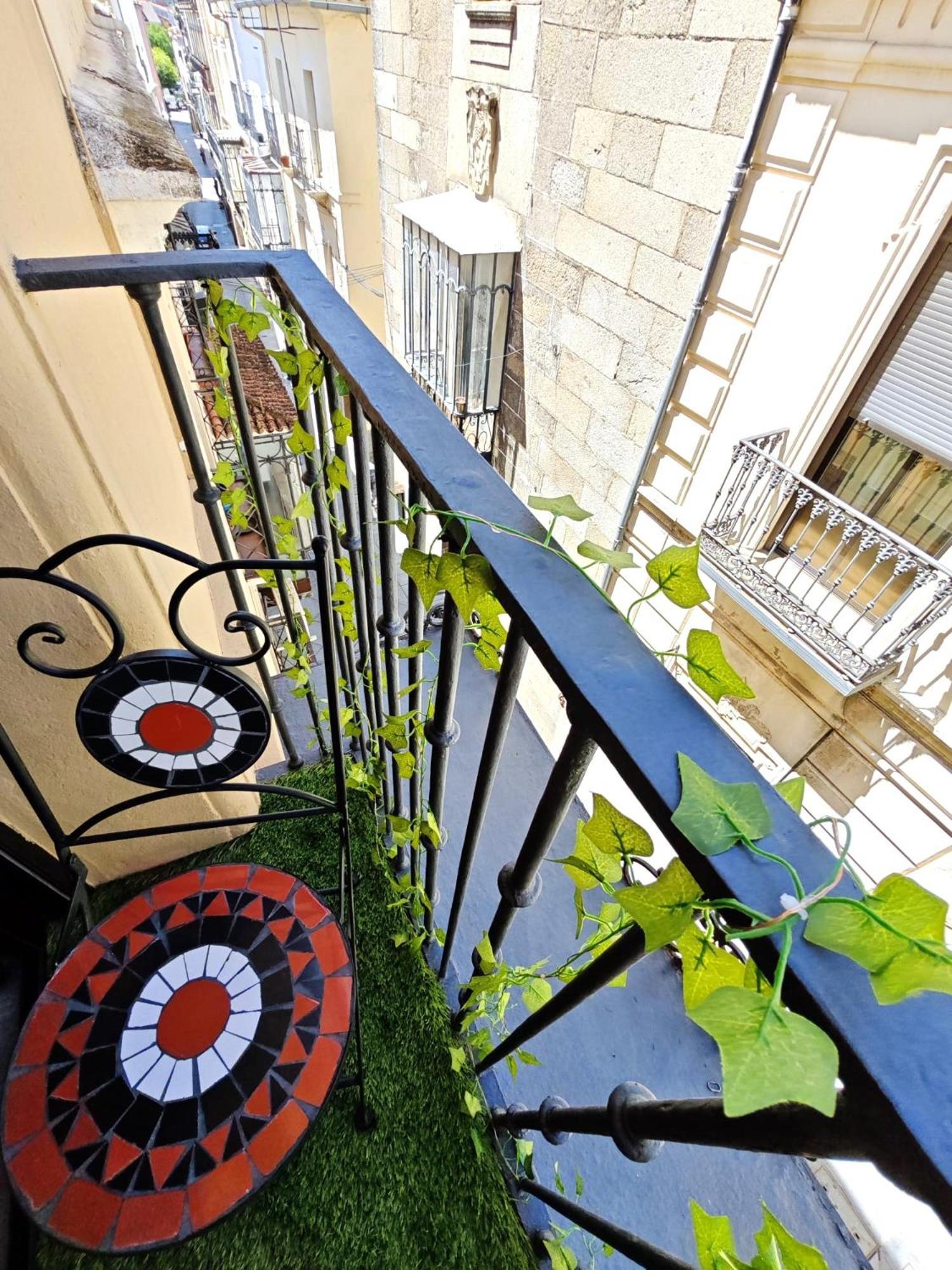 La Parada Del Rey - Luxury Suites ปลาเซนเซีย ภายนอก รูปภาพ